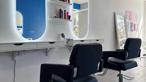Salon WhiteBlue in Edmonton – Profitable & Ready