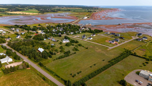 Acreage and Commercial Victoria by the Sea PEI