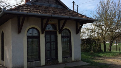 Excellent Location Hunting And Wine Region