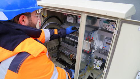 Profitable Electrical Repair & Maintenance Biz