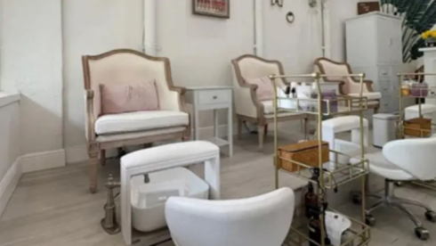 Upscale Nail & Beauty Studio in Prime MIMO Distric