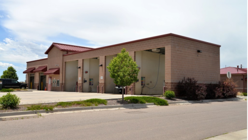 4+2 Car Wash In Reunion Area of Denver