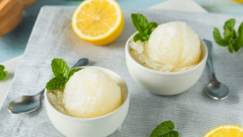 Turnkey Ice Cream & Italian Ice Shop in Thriving N