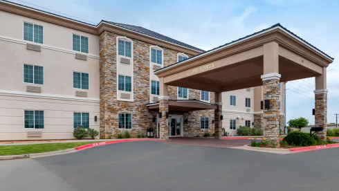 Operating Comfort Inn & Suites by Choice Hotels