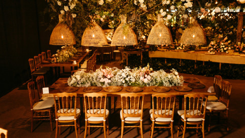 Luxury Floral Specializing in Weddings and Events