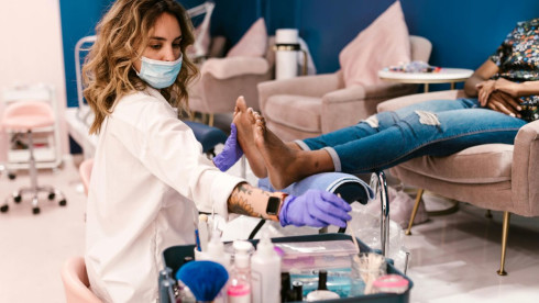 Nail Salon in Top Mall- New Build- Asset Sale