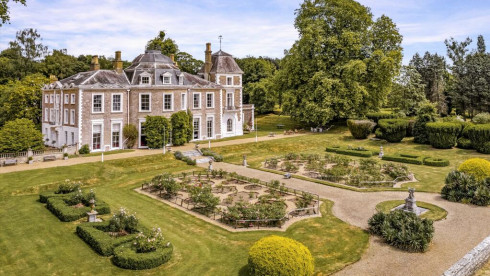 Investor for High Class UK Properties