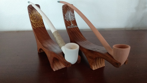 Clay Tobacco Pipes and Stands Crafting Business