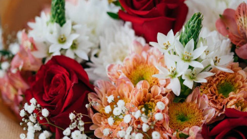 Flower Shop/ Arrangements/ Designs