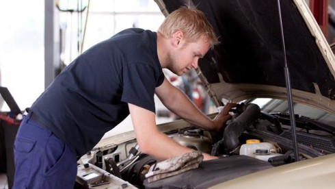 Auto Parts Business Serving Collision Centers