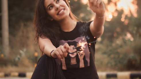 Photo Filter App with Subscription Revenue