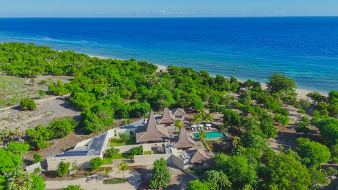 Luxury Freehold Oceanfront Resort - Indonesia