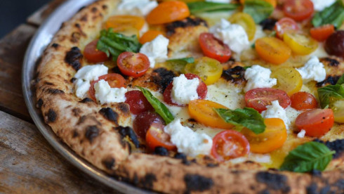 30 Yrs Est – Pizzeria, Restaurant & More in Melbourne