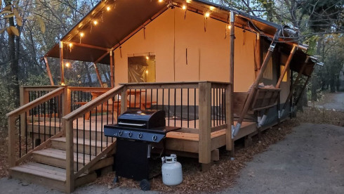 Seasonal recreational business on Lake Diefenbaker