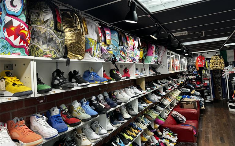 Bergen County Nike Outlet In Bergen Mall Bergen Town Center Nike