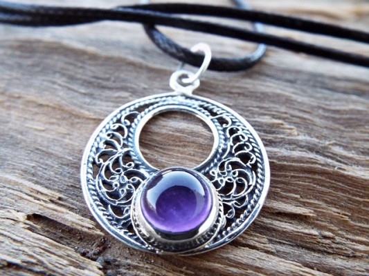eComm Jewelry & Giftables Brand Multiple Channels