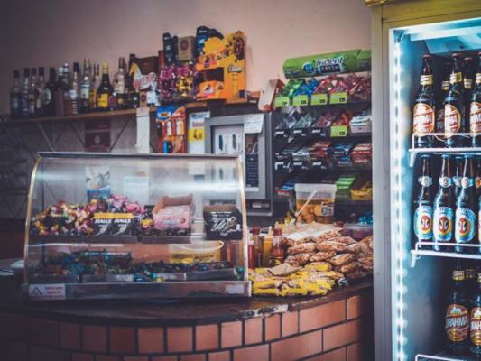 Profitable Convenience Store in High Traffic Loc.