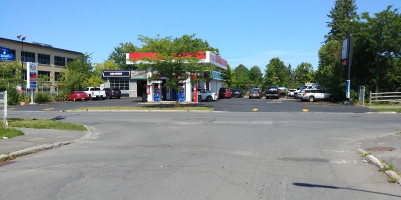 Gas Station with Automotive Repair Shop & C-Store