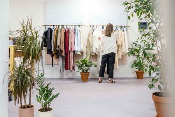 Trendy Retail and E-Commerce Store