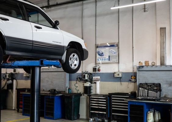 Auto Repair Business For Sale Includes Land and Building Central Alberta, Ca
