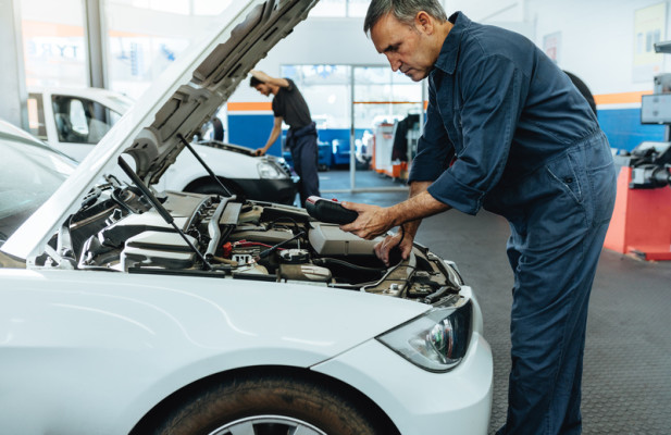 Long-Standing Transmission Repair Shop