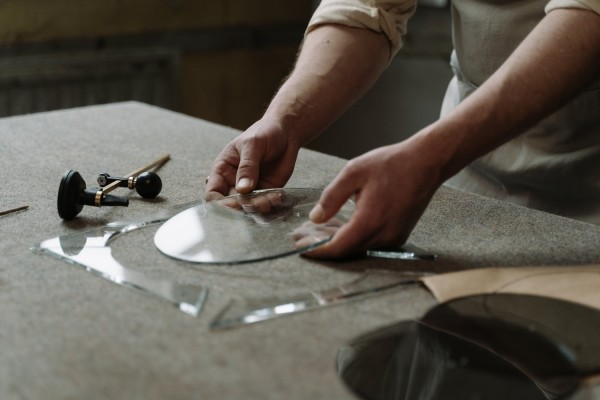 Profitable 30 Year Commercial Glass Shop