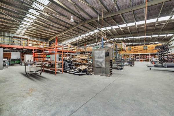 Light Manufacturing Business and Freehold