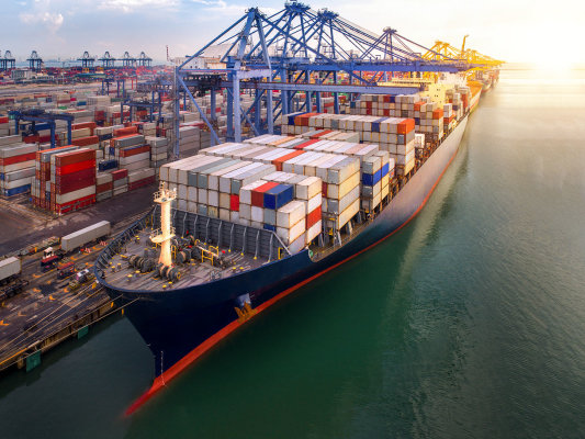 Logistics Operation Focused on Short Haul from Por