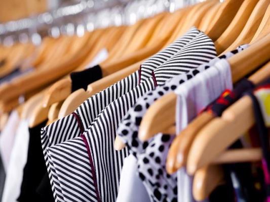 Woman's Clothing Store In Prime Location