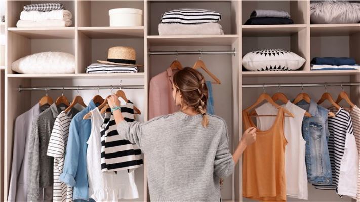 33 Year Old, Extremely Profitable Custom Closets