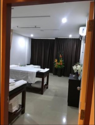 Luxury 6 Roomed Relaxing Massage Business