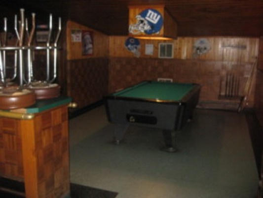 Sports Bar & Restaurant in Ontario County