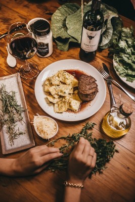 Fantastic 5 Star French Bistro & Steak House