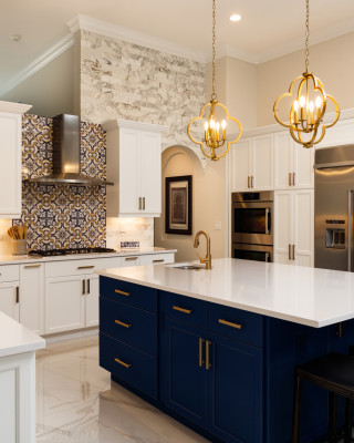 Custom Cabinet Design and Installation Services