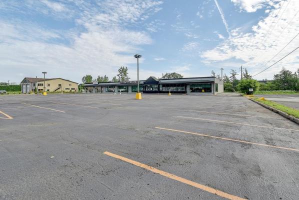 Very Well Located Shopping Center for Sale