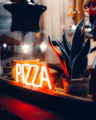 Beautiful Turn Key Gourmet Pizza Restaurant