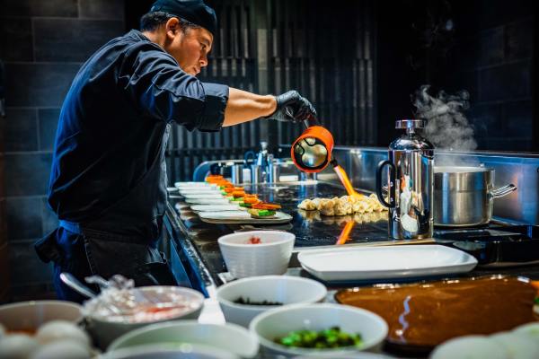Teppanyaki & Sushi Restaurant