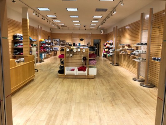 Retail & Online Fabric and Bead Store