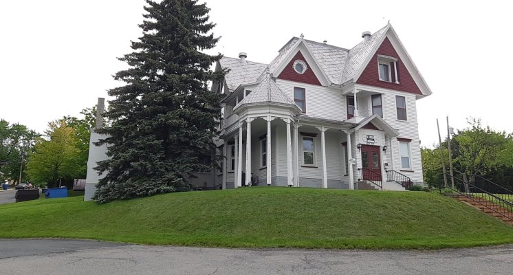Magnificent Ancestral Building for Sale St-George