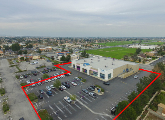 Renaissance Shopping Center I Rialto I Foothill