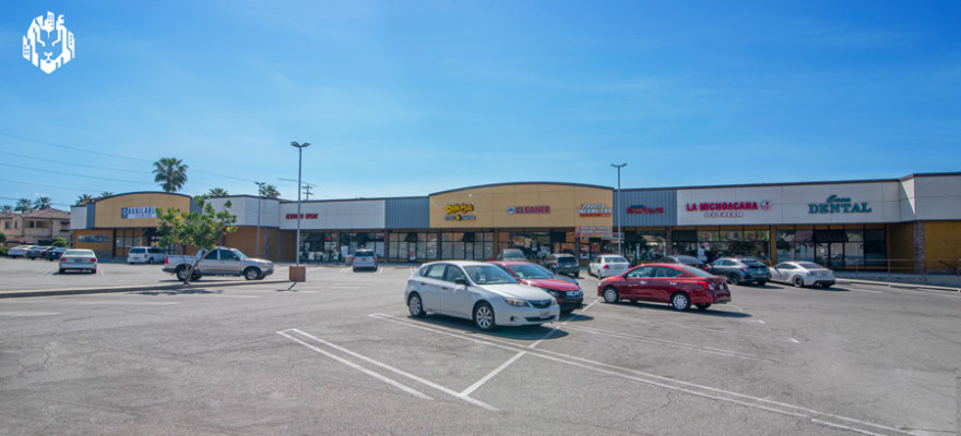 Monrovia Shopping Center / CA