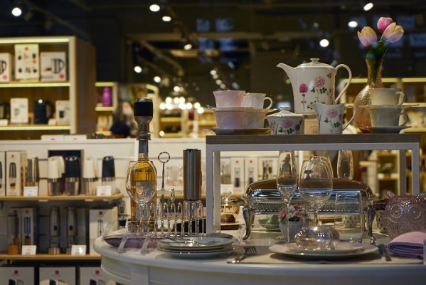 Well Branded Upscale Housewares Store