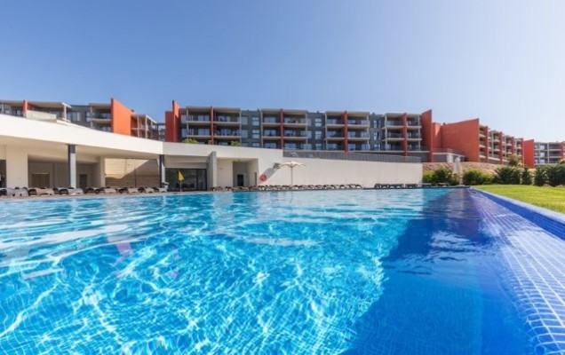 Aparthotel with 118 Tourist Apartments - Algarve
