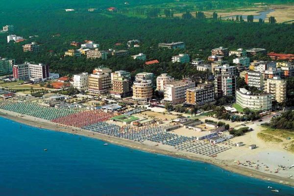 Hotel for Sale Near the Beach in Milano Marittima