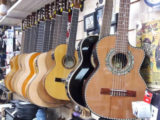 Musical Instruments and School of Music in Miami