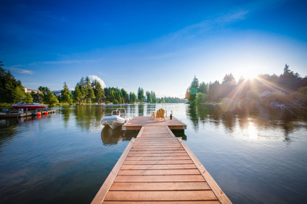 Large Full-Service Pier and Lift Specialist