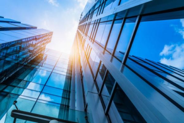 Midwest Architectural Glass Manufacturer