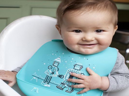 5 Yr Handmade Baby Brand in Bibs, Bows, & Clips