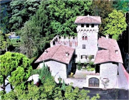 Castle for Sale Near the Center of Bergamo