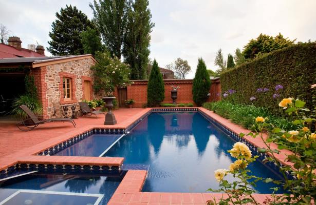 Swimming Pool Contractor